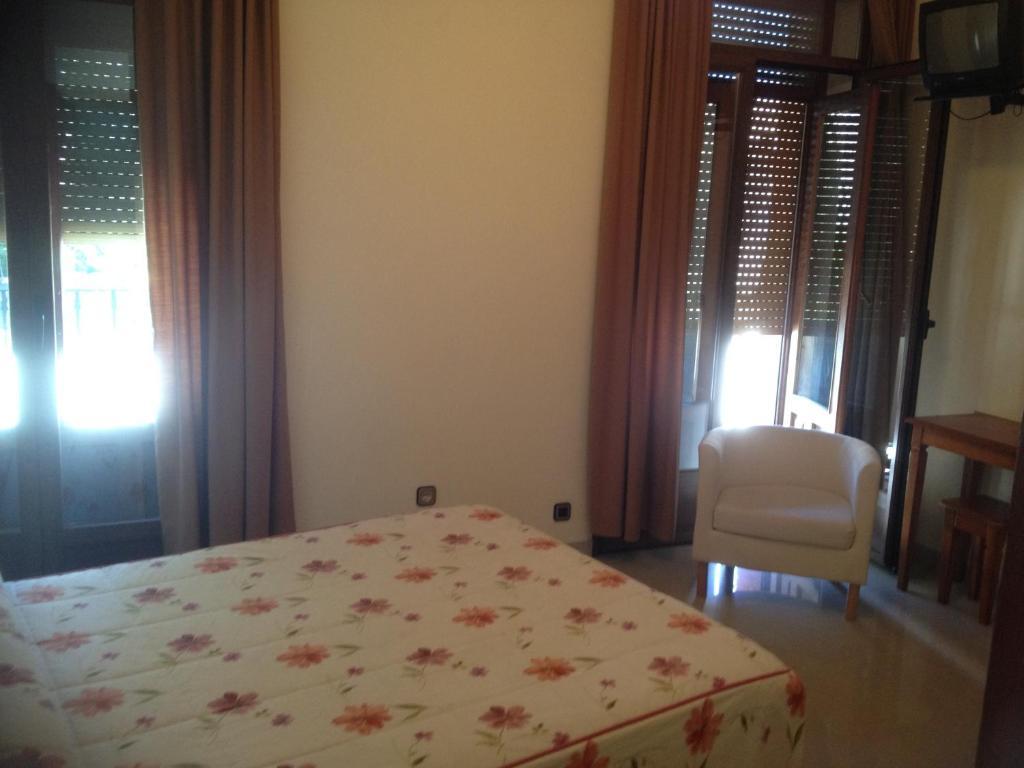 Hostal Cervantes Valdemoro Rum bild