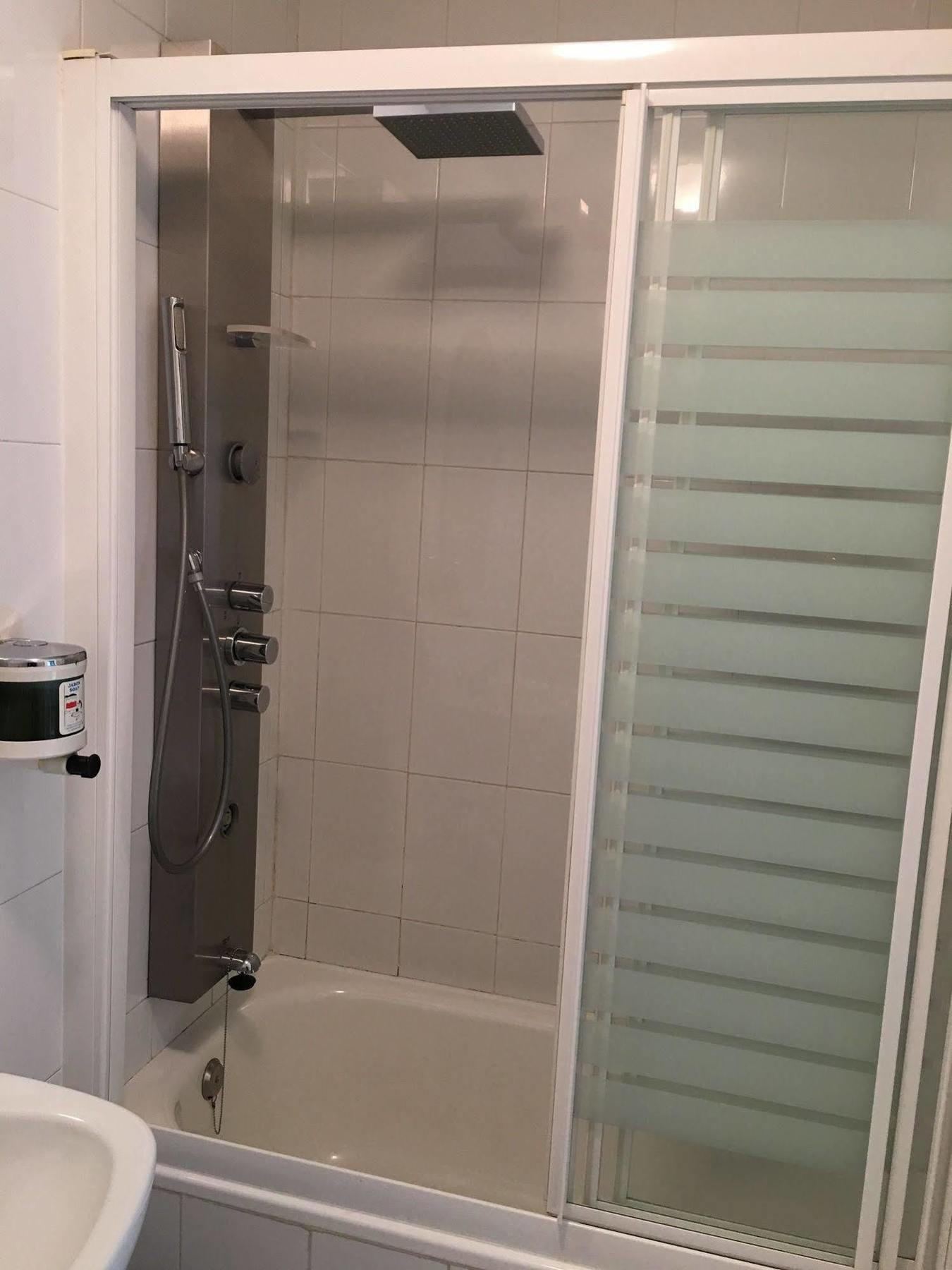 Hostal Cervantes Valdemoro Exteriör bild